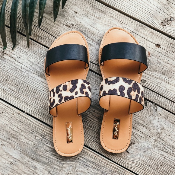 Leopard black slide sandals - Picture 6 of 6